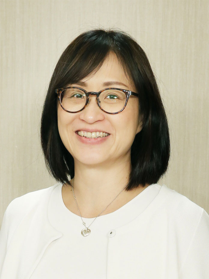 Ms. Wang, Yuni